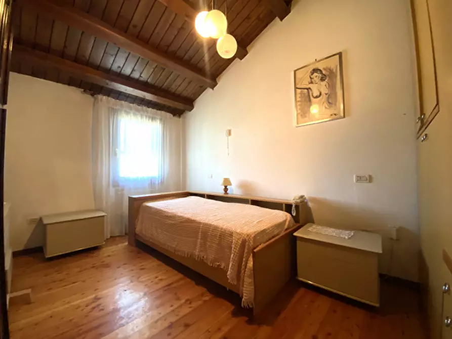 Immagine 13 di Casa trifamiliare in vendita  in Via Borghetto a Sant'angelo Di Piove Di Sacco