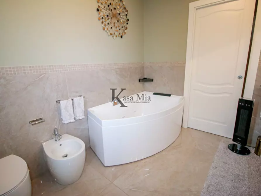 Immagine 24 di Villa in vendita  in Via Palestro 4 a San Giusto Canavese