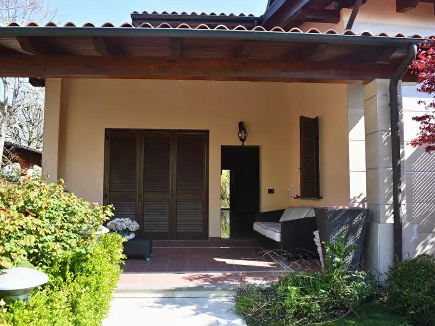 Immagine 7 di Casa bifamiliare in vendita  in Strada del Lazzaretto a Parma