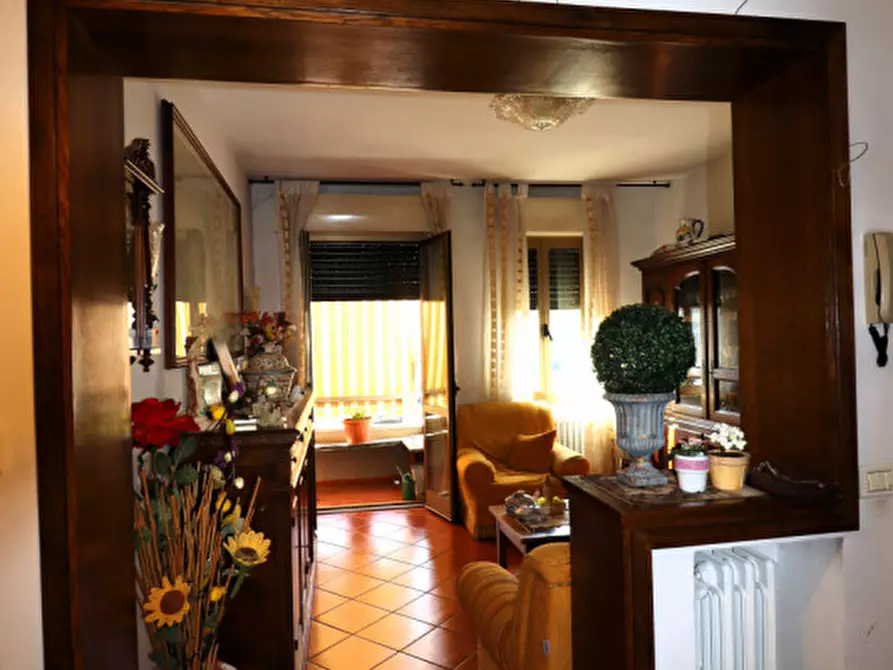 Immagine 9 di Appartamento in vendita  in via 24 maggio a Montevarchi