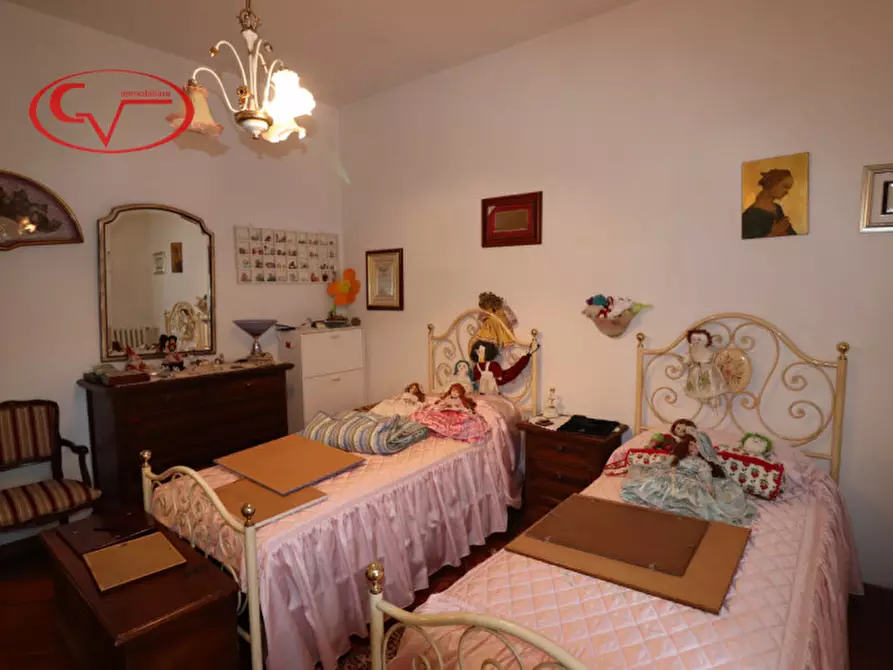 Immagine 27 di Appartamento in vendita  in via 24 maggio a Montevarchi