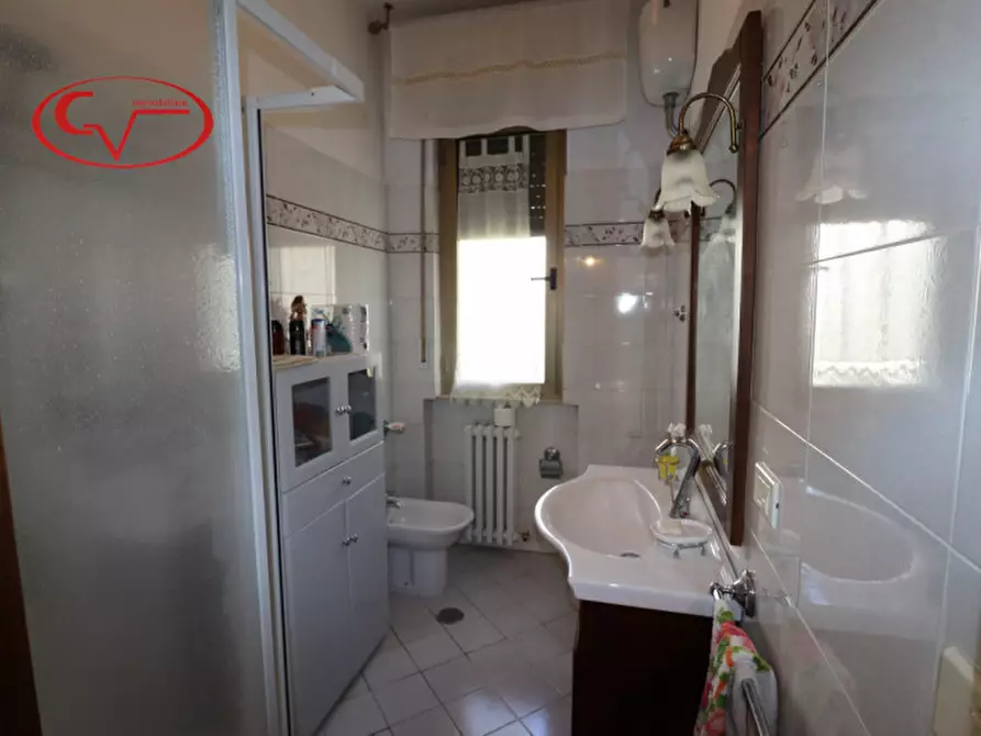 Immagine 29 di Appartamento in vendita  in via 24 maggio a Montevarchi