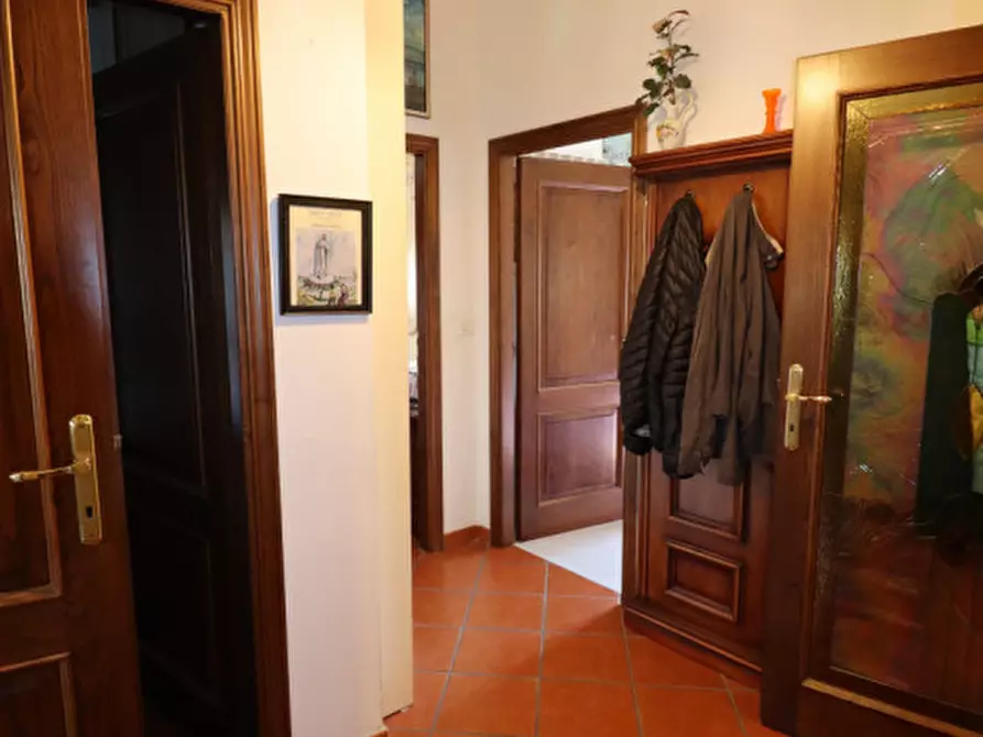 Immagine 31 di Appartamento in vendita  in via 24 maggio a Montevarchi