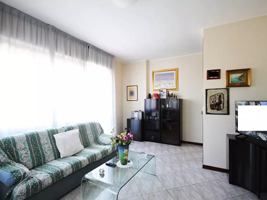 Immagine 1 di Casa bifamiliare in vendita  in viale Marzabotto a Riccione