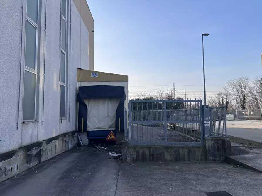 Immagine 5 di Capannone industriale in affitto  in Via Colomba 50 a Colognola Ai Colli