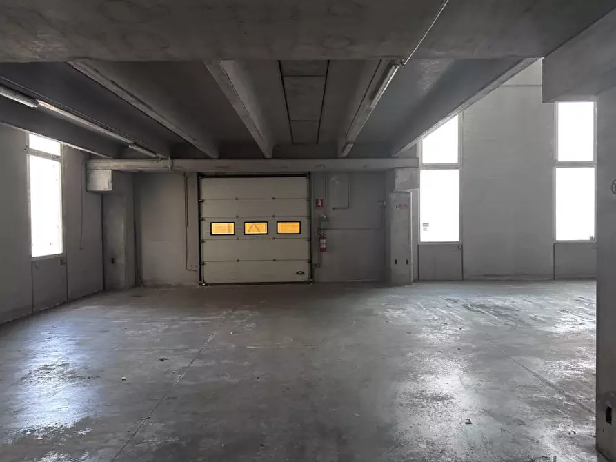 Immagine 20 di Capannone industriale in affitto  in Via Colomba 50 a Colognola Ai Colli