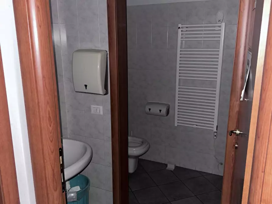 Immagine 33 di Capannone industriale in affitto  in Via Colomba 50 a Colognola Ai Colli