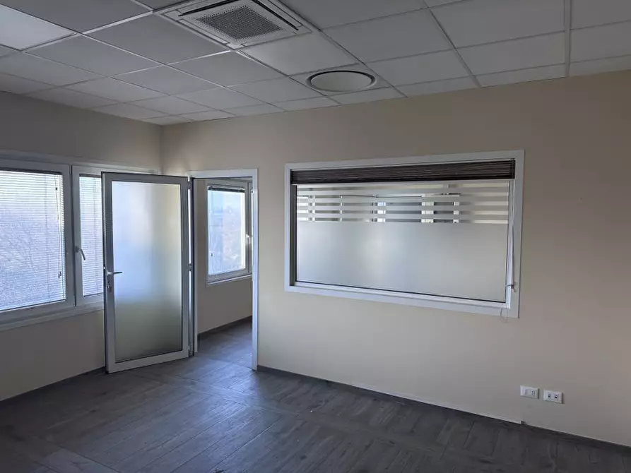 Immagine 43 di Capannone industriale in affitto  in Via Colomba 50 a Colognola Ai Colli