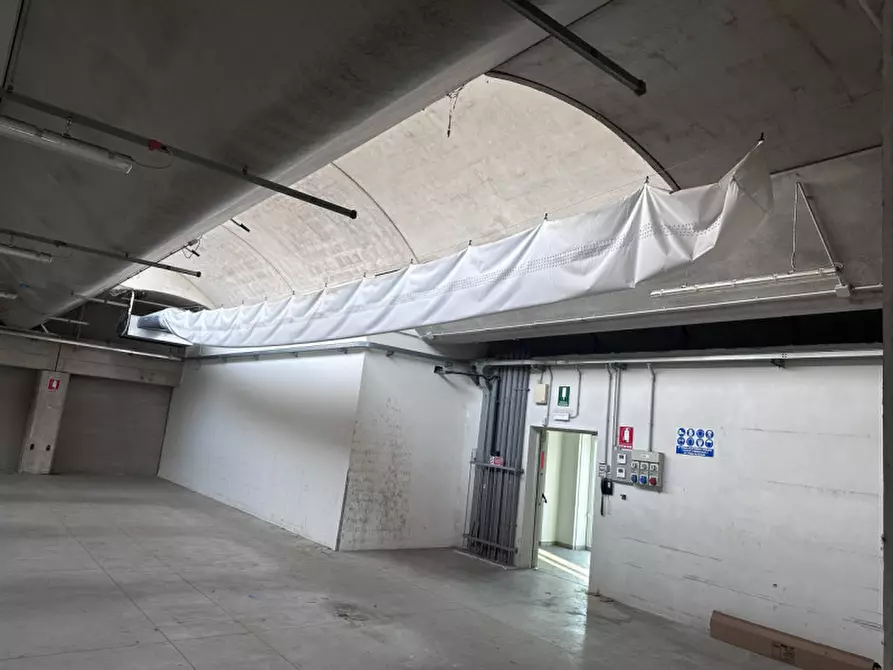 Immagine 48 di Capannone industriale in affitto  in Via Colomba 50 a Colognola Ai Colli