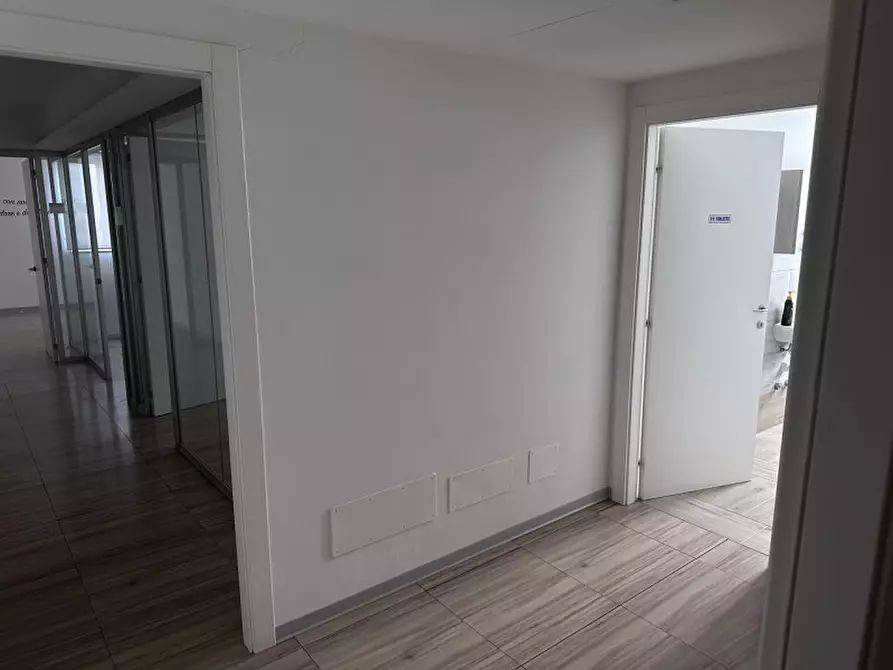 Immagine 18 di Capannone industriale in affitto  in Via Colomba 54 a Colognola Ai Colli