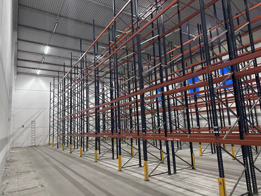 Immagine 29 di Capannone industriale in affitto  in Via Colomba 54 a Colognola Ai Colli