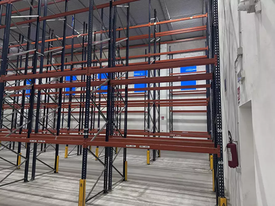 Immagine 30 di Capannone industriale in affitto  in Via Colomba 54 a Colognola Ai Colli