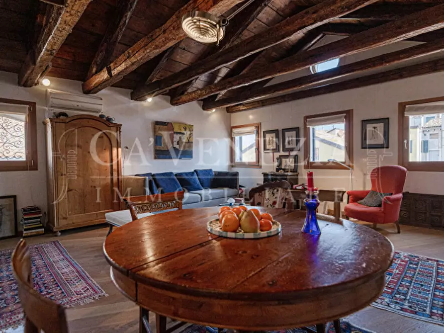 Immagine 3 di Appartamento in vendita  a Venezia