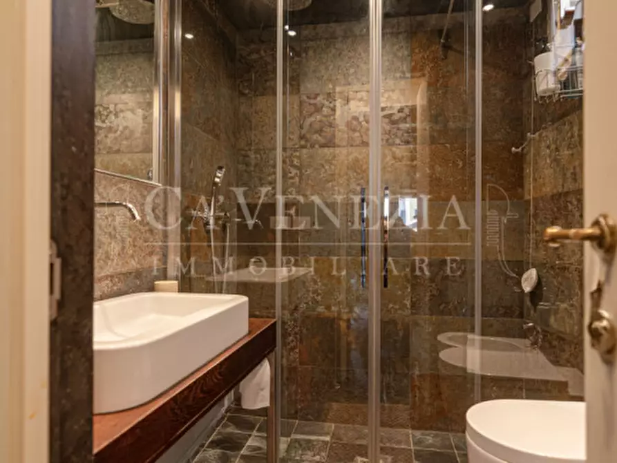 Immagine 10 di Appartamento in vendita  a Venezia