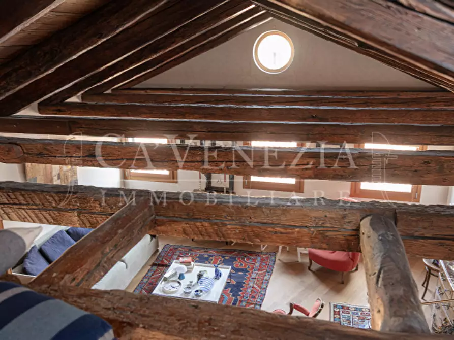 Immagine 14 di Appartamento in vendita  a Venezia