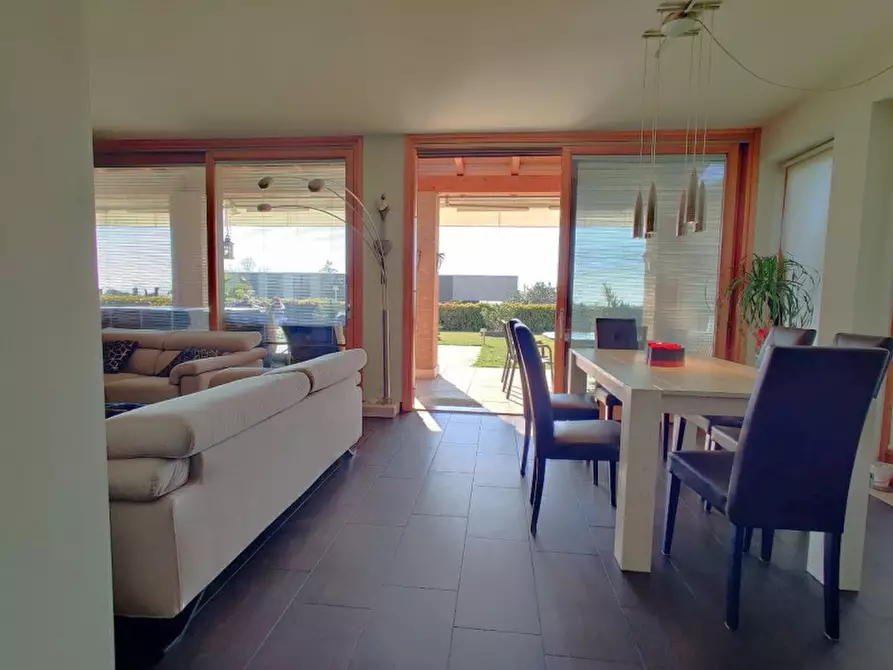 Immagine 5 di Villa in vendita  in Via San Martino 39 a Lazise