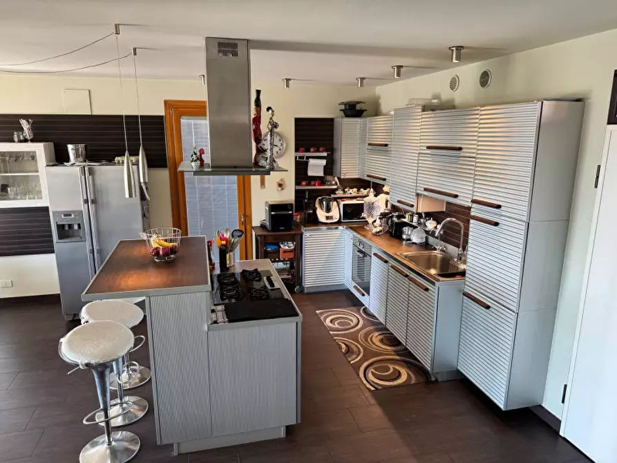 Immagine 7 di Villa in vendita  in Via San Martino 39 a Lazise