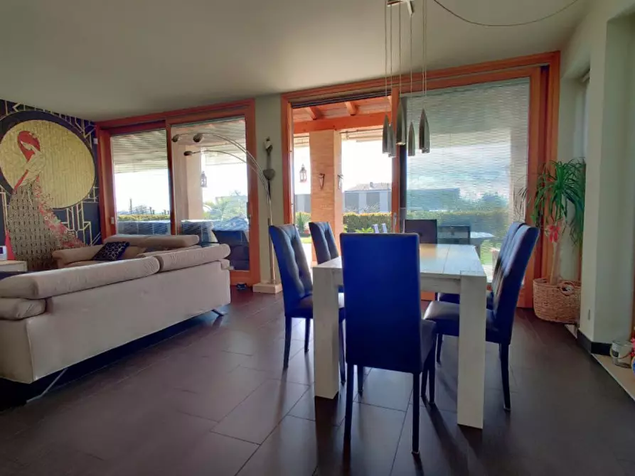 Immagine 14 di Villa in vendita  in Via San Martino 39 a Lazise