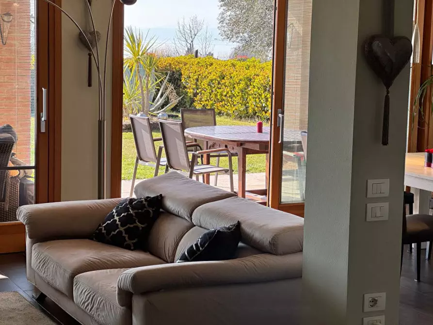 Immagine 23 di Villa in vendita  in Via San Martino 39 a Lazise