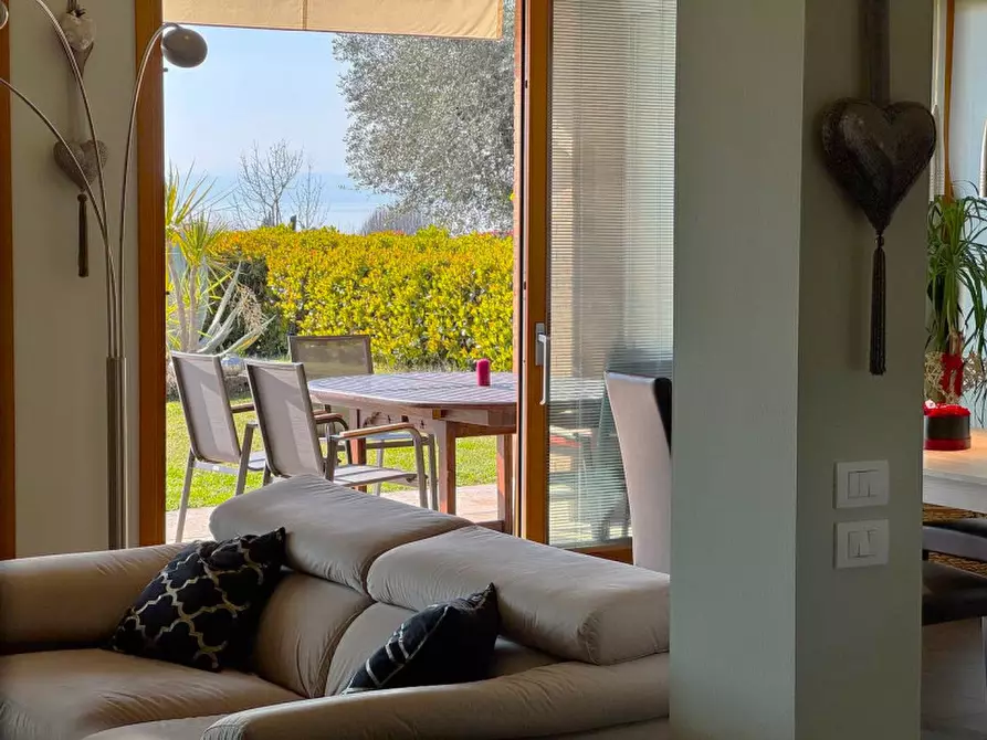 Immagine 37 di Villa in vendita  in Via San Martino 39 a Lazise