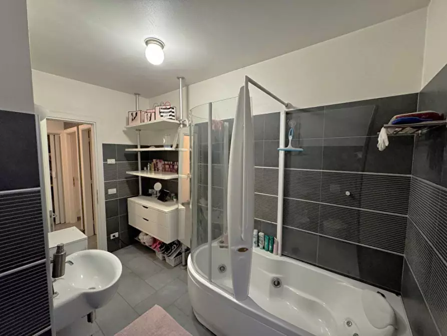 Immagine 65 di Villa in vendita  in Via San Martino 39 a Lazise