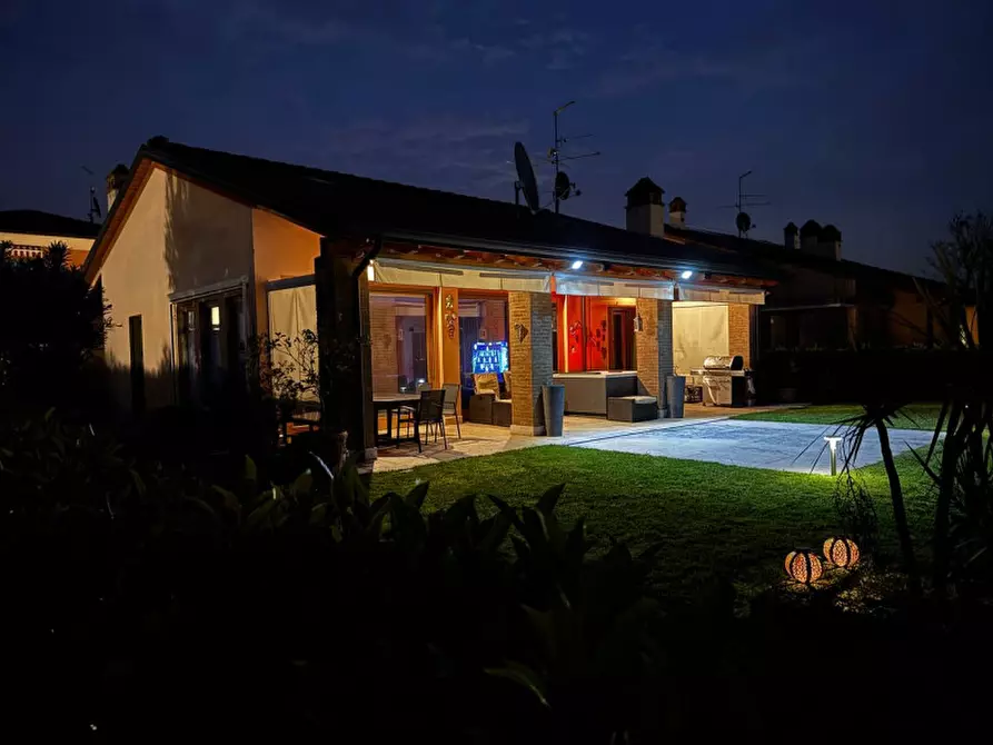 Immagine 104 di Villa in vendita  in Via San Martino 39 a Lazise