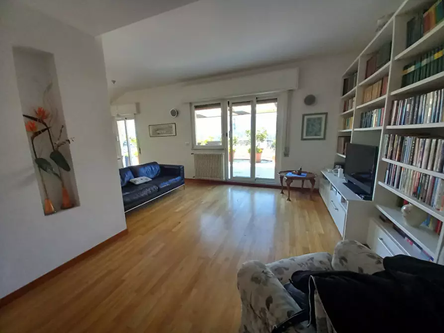 Immagine 2 di Attico in vendita  in Via Santa Maria del Campo a Rapallo