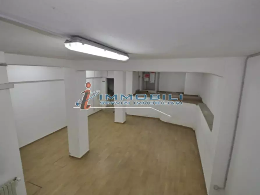 Immagine 5 di Negozio in affitto  in VIA TORINO a Milano
