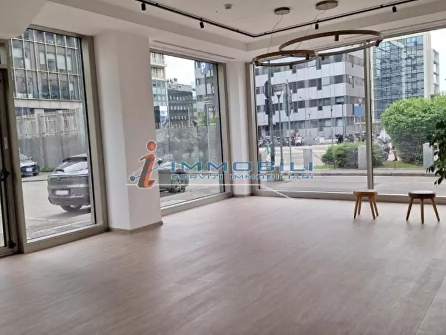 Immagine 1 di Ufficio in affitto  in VIA GIOIA MELCHIORRE a Milano