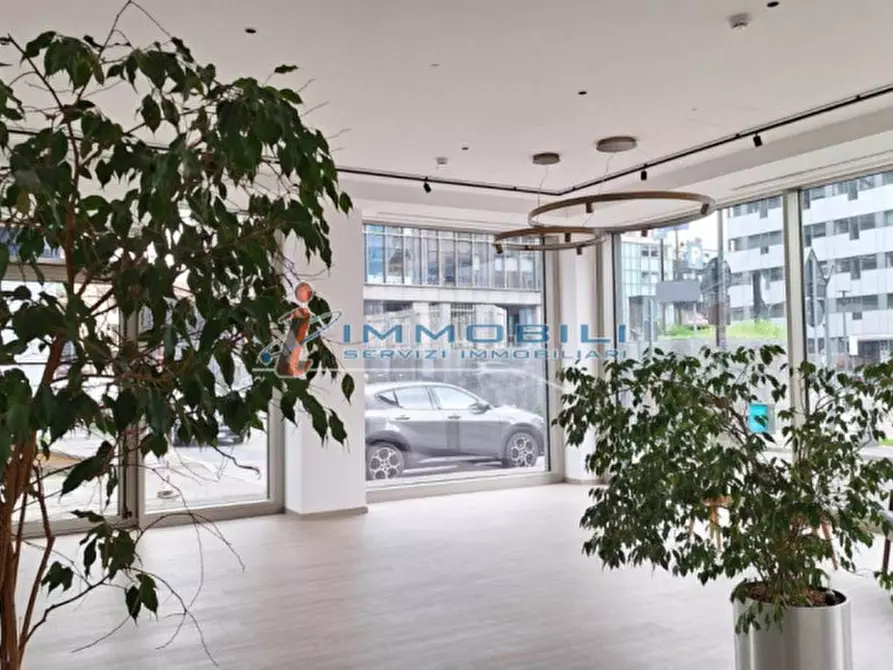 Immagine 3 di Ufficio in affitto  in VIA GIOIA MELCHIORRE a Milano