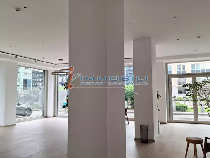 Immagine 6 di Ufficio in affitto  in VIA GIOIA MELCHIORRE a Milano