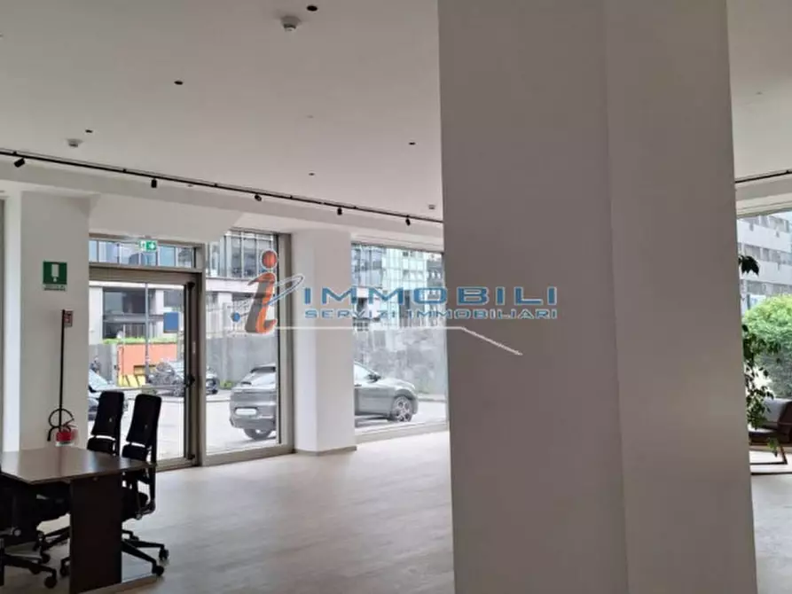 Immagine 7 di Ufficio in affitto  in VIA GIOIA MELCHIORRE a Milano