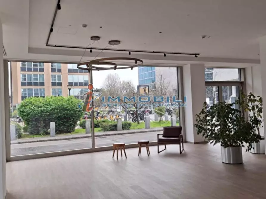 Immagine 8 di Ufficio in affitto  in VIA GIOIA MELCHIORRE a Milano