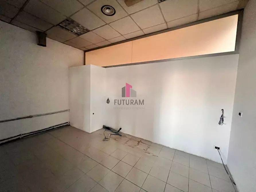 Immagine 16 di Ufficio in affitto  in Via della Meccanica a Vicenza