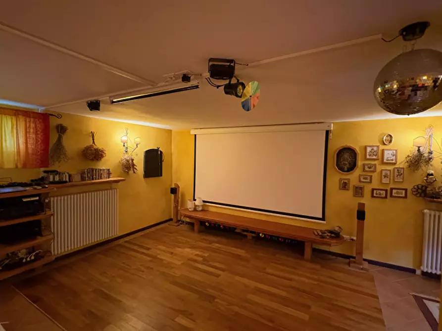 Immagine 5 di Loft/Open space in affitto  in via di Romagna 134 a Trieste