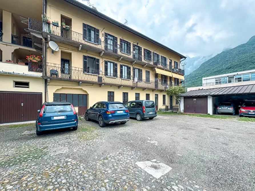 Immagine 11 di Appartamento in vendita  in Via Iv Novembre 110 a Omegna