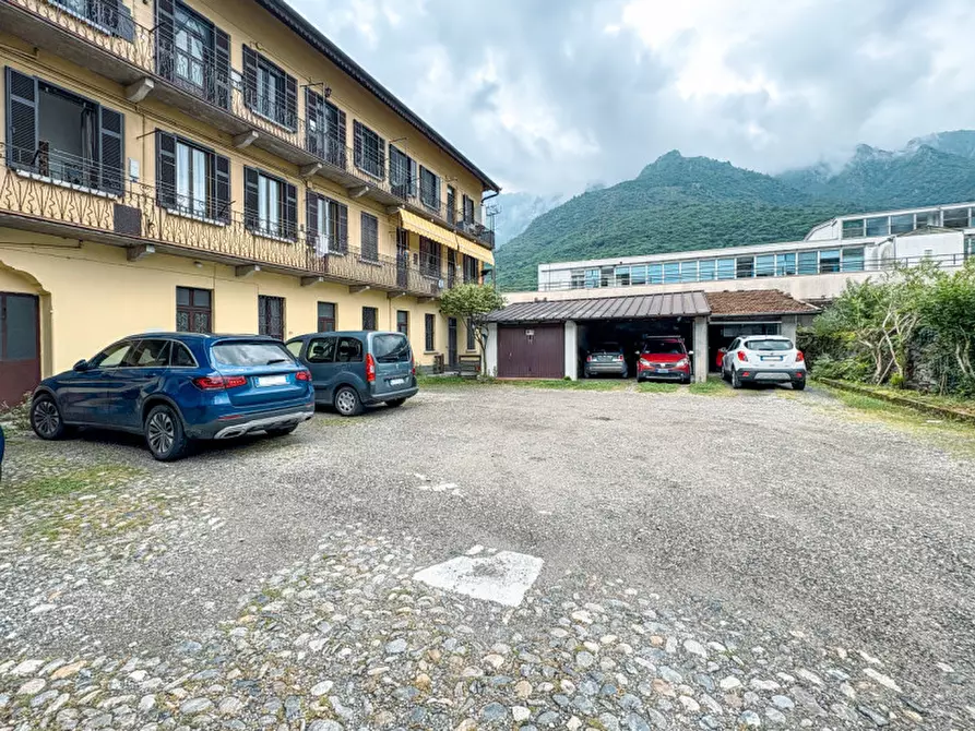 Immagine 12 di Appartamento in vendita  in Via Iv Novembre 110 a Omegna