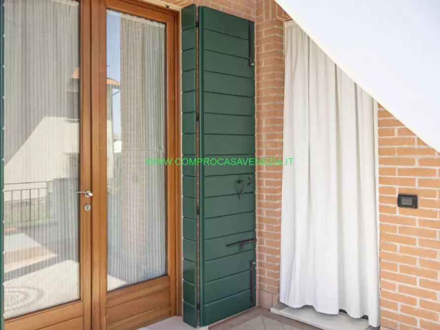 Immagine 4 di Casa indipendente in vendita  in via ca' lin a Venezia
