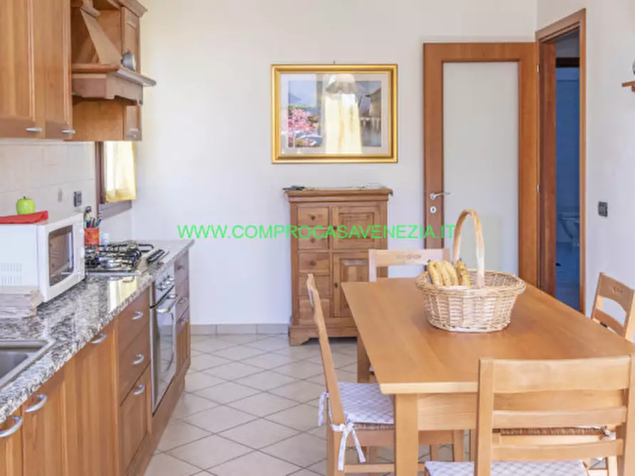 Immagine 20 di Casa indipendente in vendita  in via ca' lin a Venezia