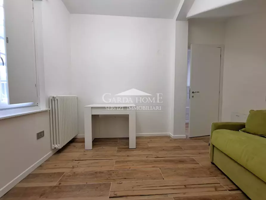 Immagine 13 di Appartamento in affitto  in Piazza Duomo a Desenzano Del Garda