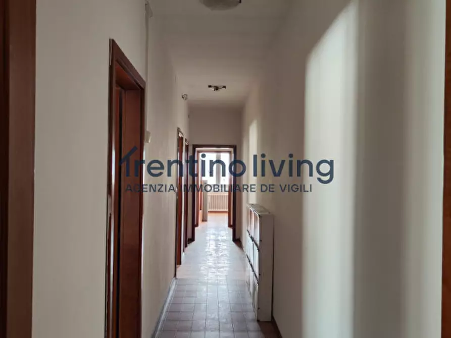 Immagine 10 di Attico in vendita  in Piazza Pio XII a Mezzolombardo