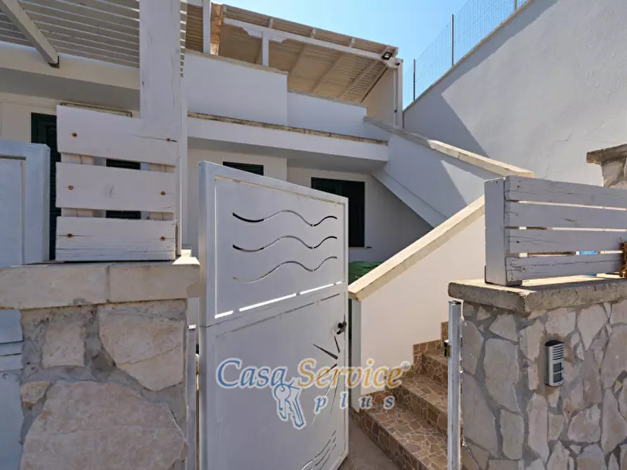 Immagine 5 di Villa in vendita  in Via Taormina a Taviano