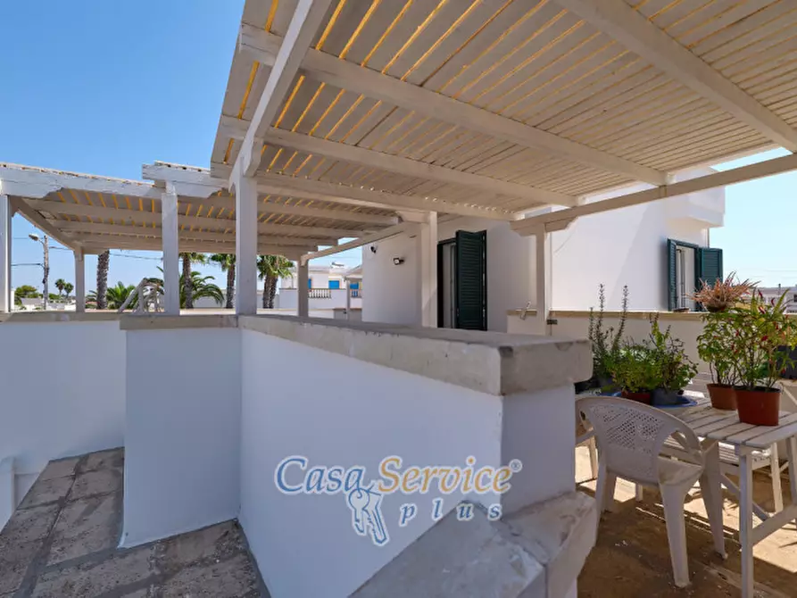 Immagine 7 di Villa in vendita  in Via Taormina a Taviano