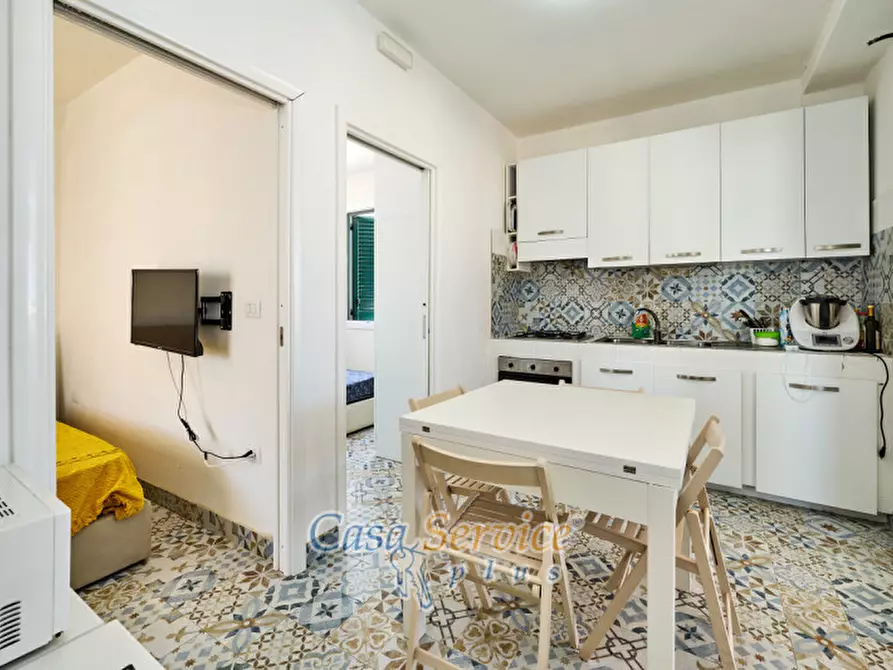 Immagine 15 di Villa in vendita  in Via Taormina a Taviano