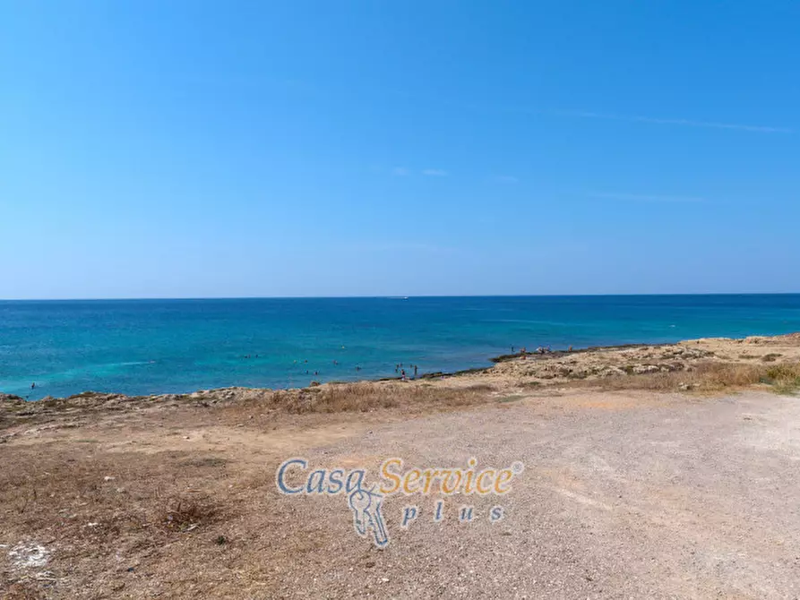 Immagine 18 di Villa in vendita  in Via Taormina a Taviano