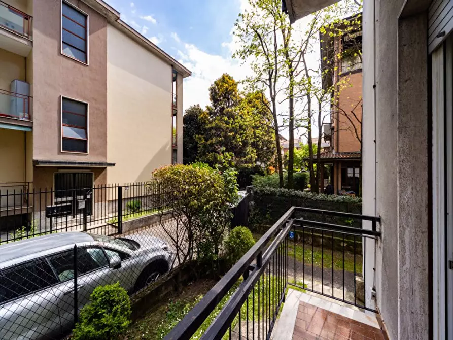 Immagine 11 di Appartamento in vendita  in Via Francesco Guerrazzi 39 a Monza