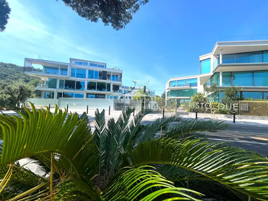Immagine 2 di Appartamento in vendita  in Via Catullo a Desenzano Del Garda