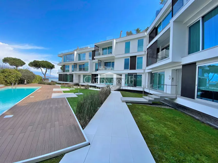 Immagine 21 di Appartamento in vendita  in Via Catullo a Lonato del Garda