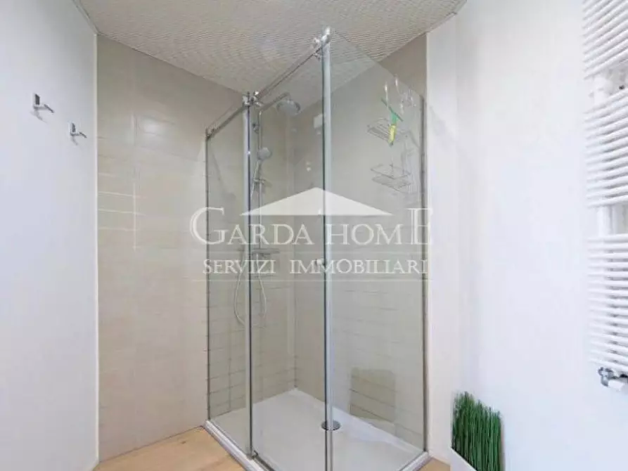 Immagine 25 di Appartamento in vendita  in Via Catullo a Desenzano Del Garda