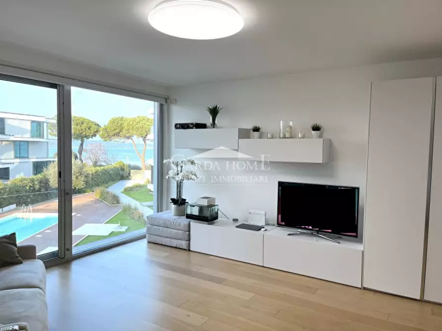 Immagine 31 di Appartamento in vendita  in Via Catullo a Lonato del Garda